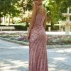 Vestido largo de fiesta Alma Gemela de corte sirena en tul con pedrería de color rosa de nueva colección 2023 espalda 23053