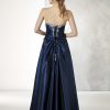 Vestido Lera de corte princesa en tafetán con referencia 66054