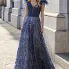 Vestido de fiesta Marfil largo de corte A en sisa de color azul marino de nueva colección 2023 7J1M9
