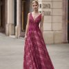Vestido de fiesta Marfil largo de corte princesa en encaje con pedrería de color rosa de nueva colección 2023 7J167