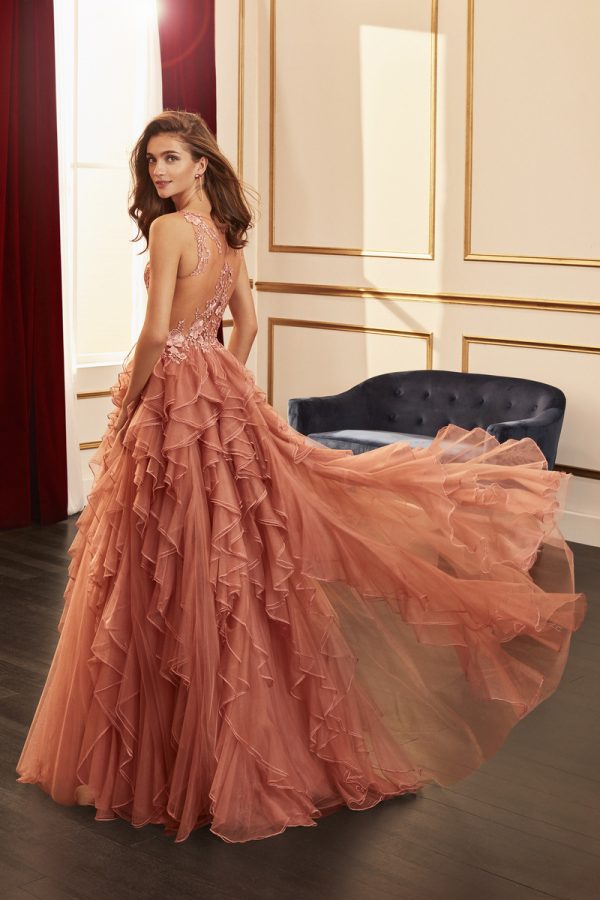 Vestido de fiesta Marfil largo de corte princesa de la nueva temporada con referencia 4J2F3