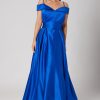 Vestido largo de fiesta Santiago Sánchez de corte princesa en satén de color azul de nueva colección 2023 AV15
